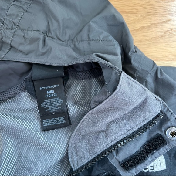 NORTH FACE Jacket M (10-12) - Picture 5 of 9